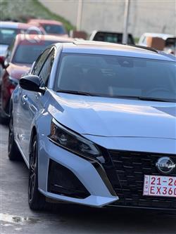 نیسان ئەلتیما